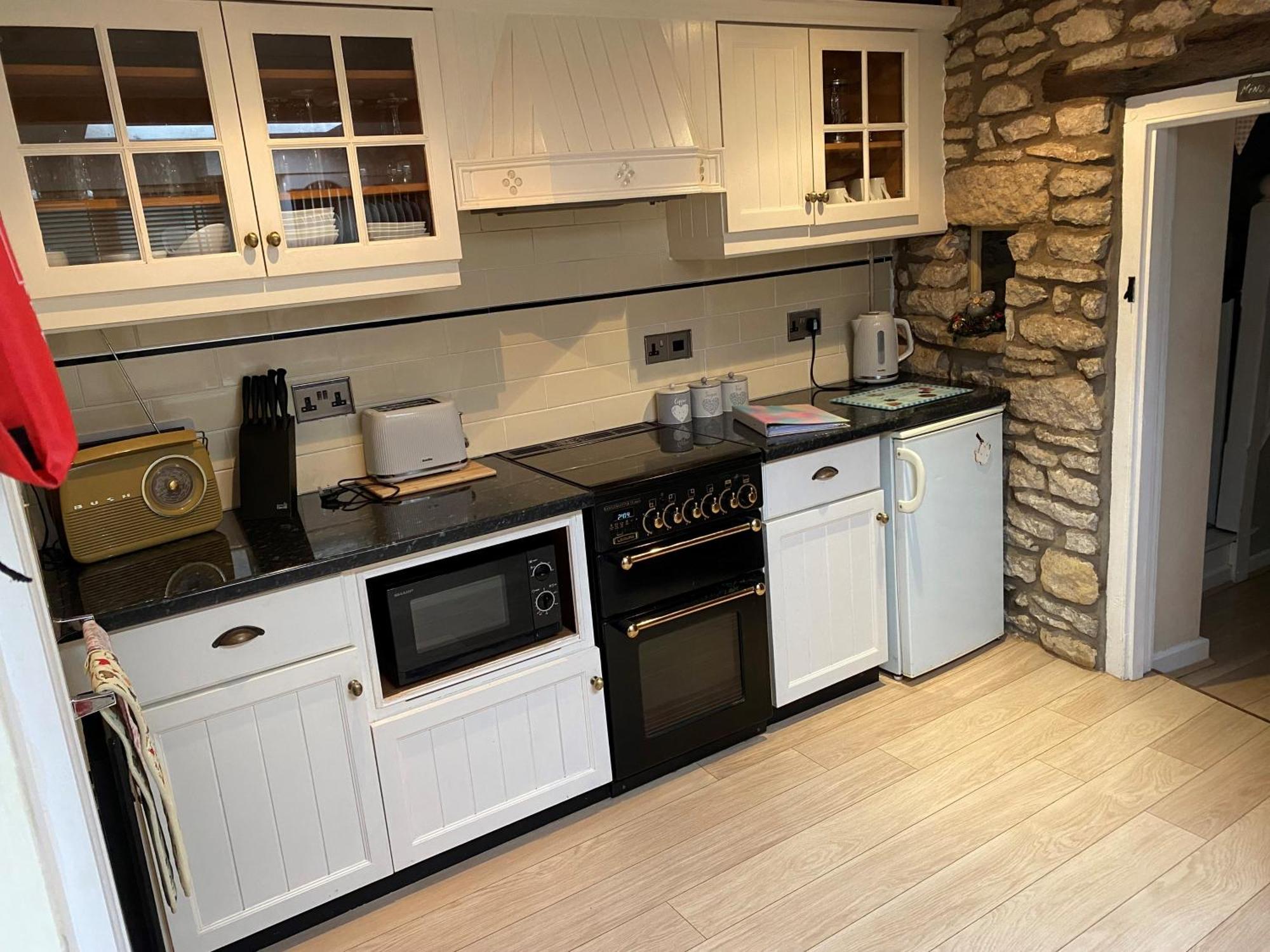 Lavender Cottage, Grade 2 Listed Period Stone Built Cottage In Pickering, North Yorkshire Eksteriør bilde